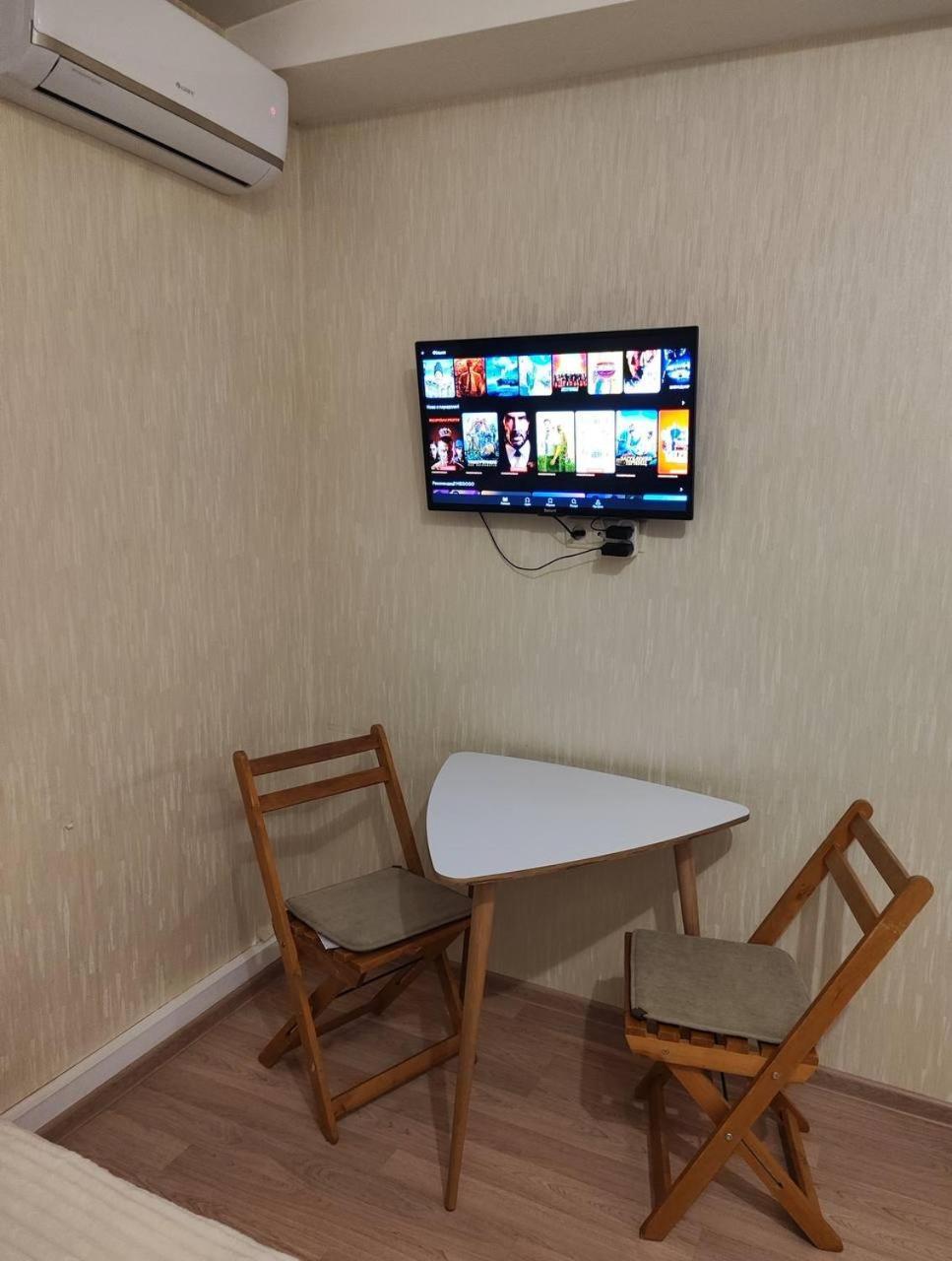 New Apartments In The City Center, Smart Tv ハルキウ エクステリア 写真